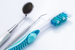 oral hygiene tools